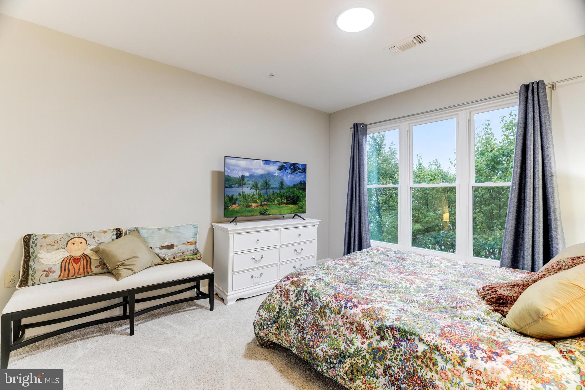 12915 Alton Sq #413