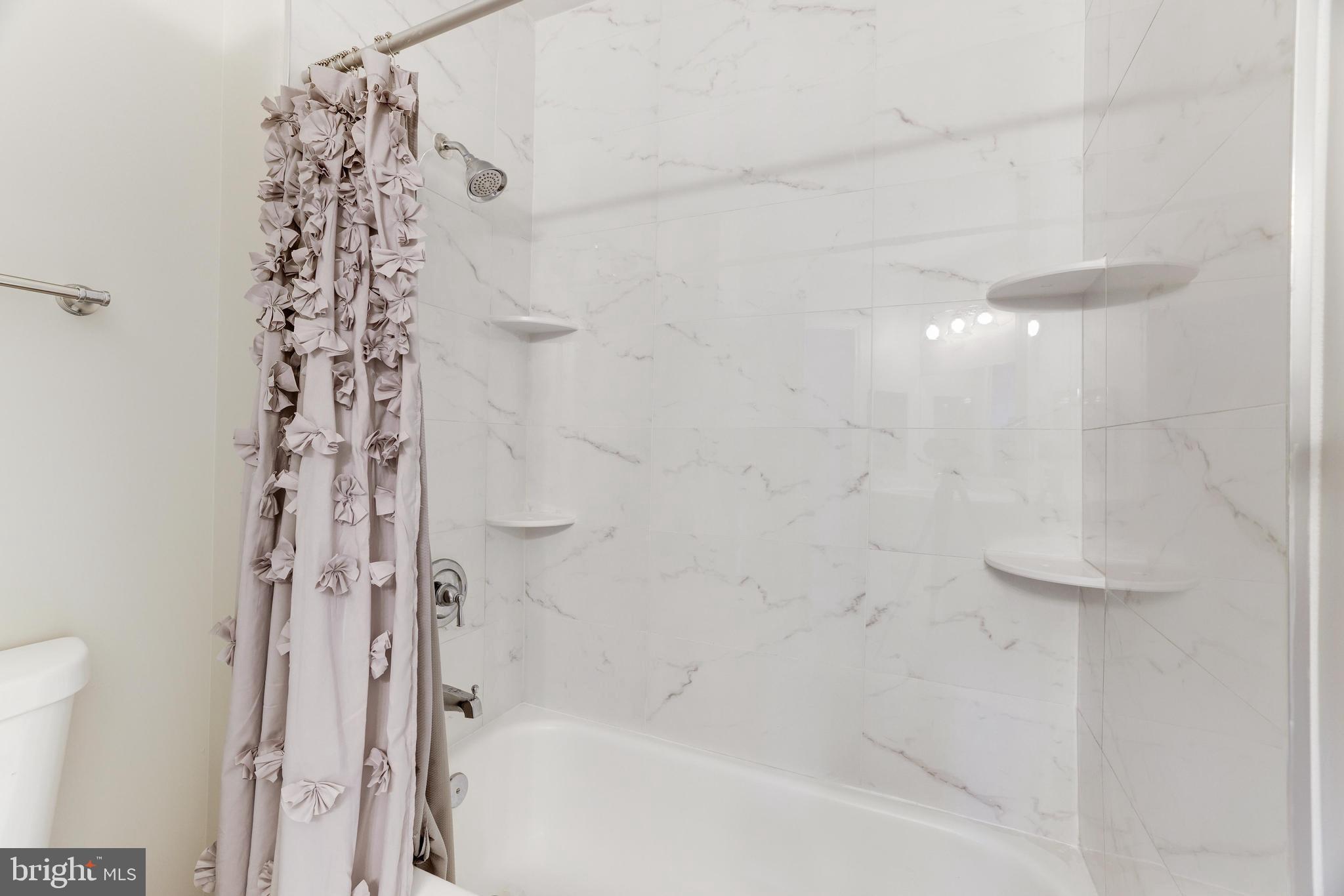 12915 Alton Sq #413