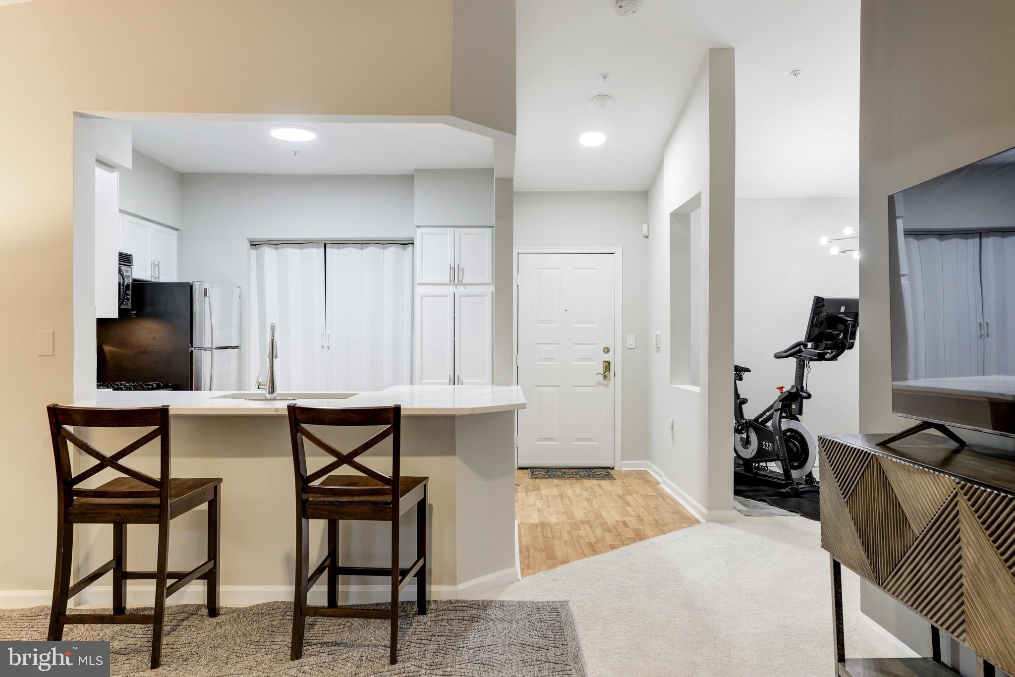 12915 Alton Sq #413