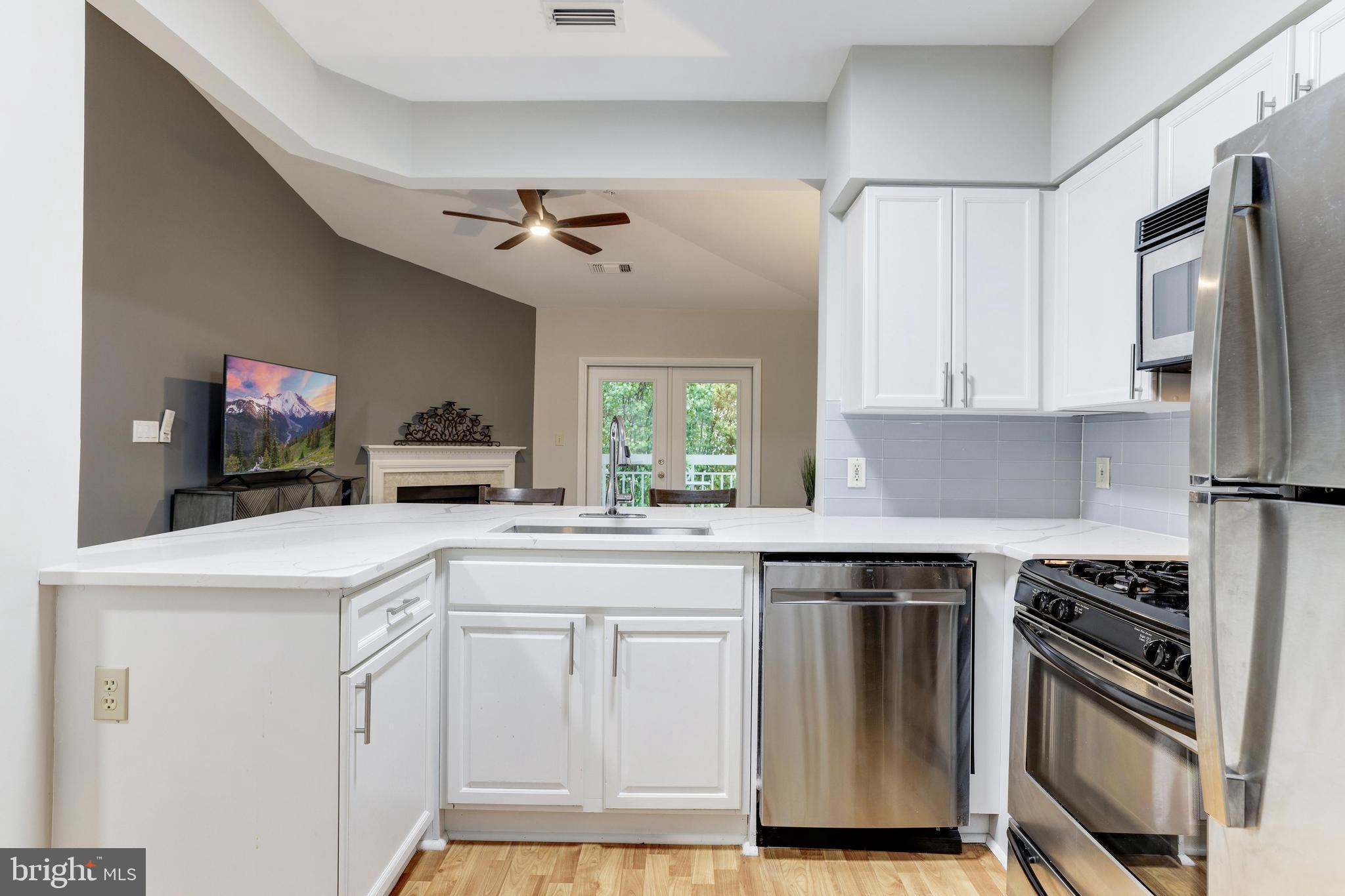 12915 Alton Sq #413