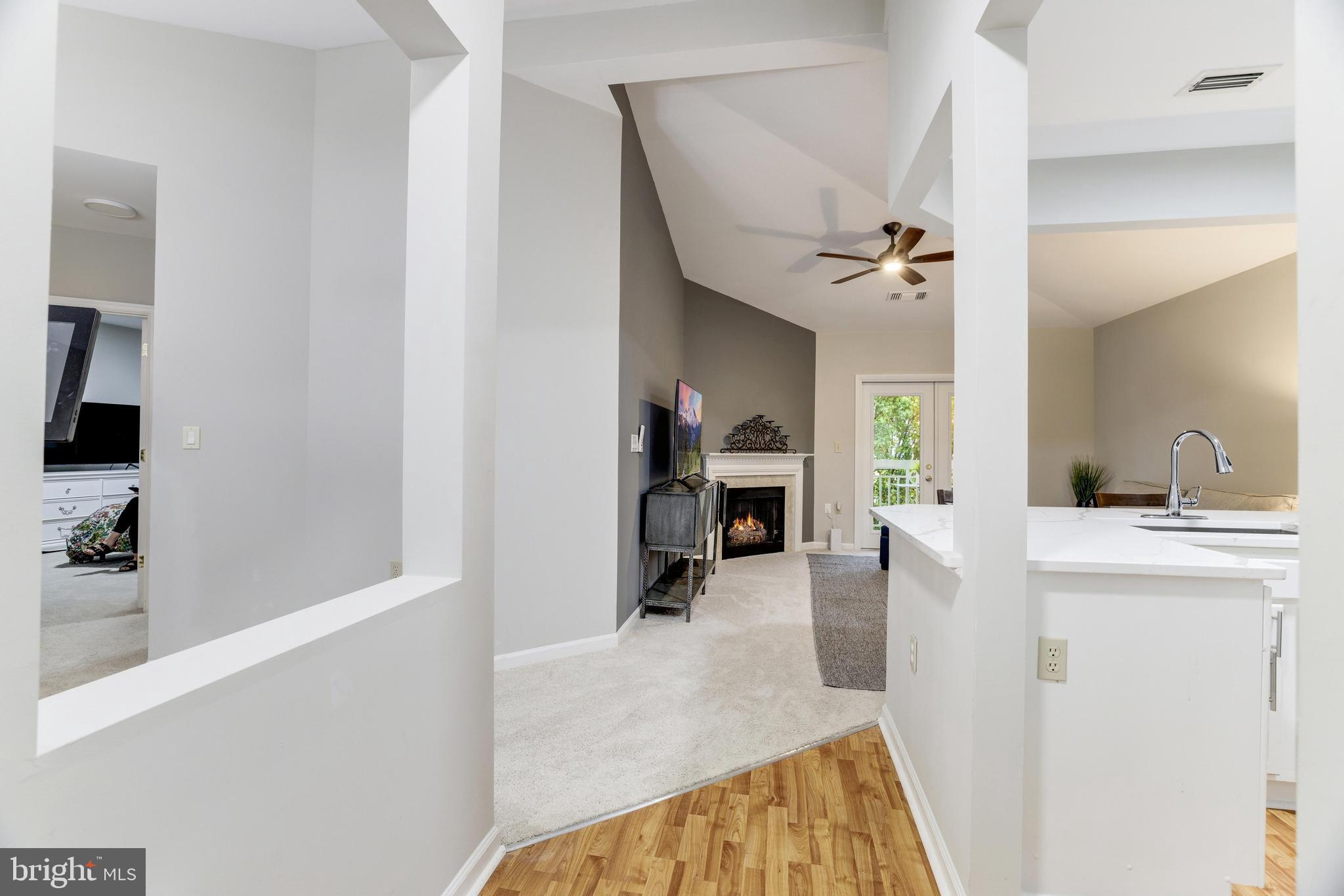 12915 Alton Sq #413