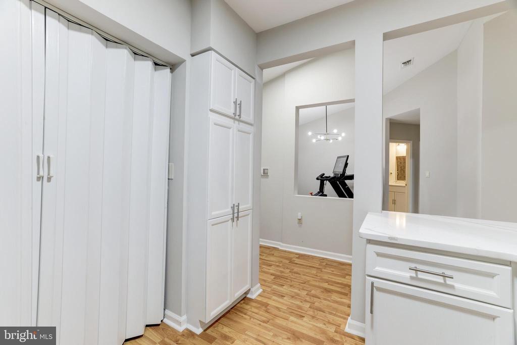 12915 Alton Sq #413