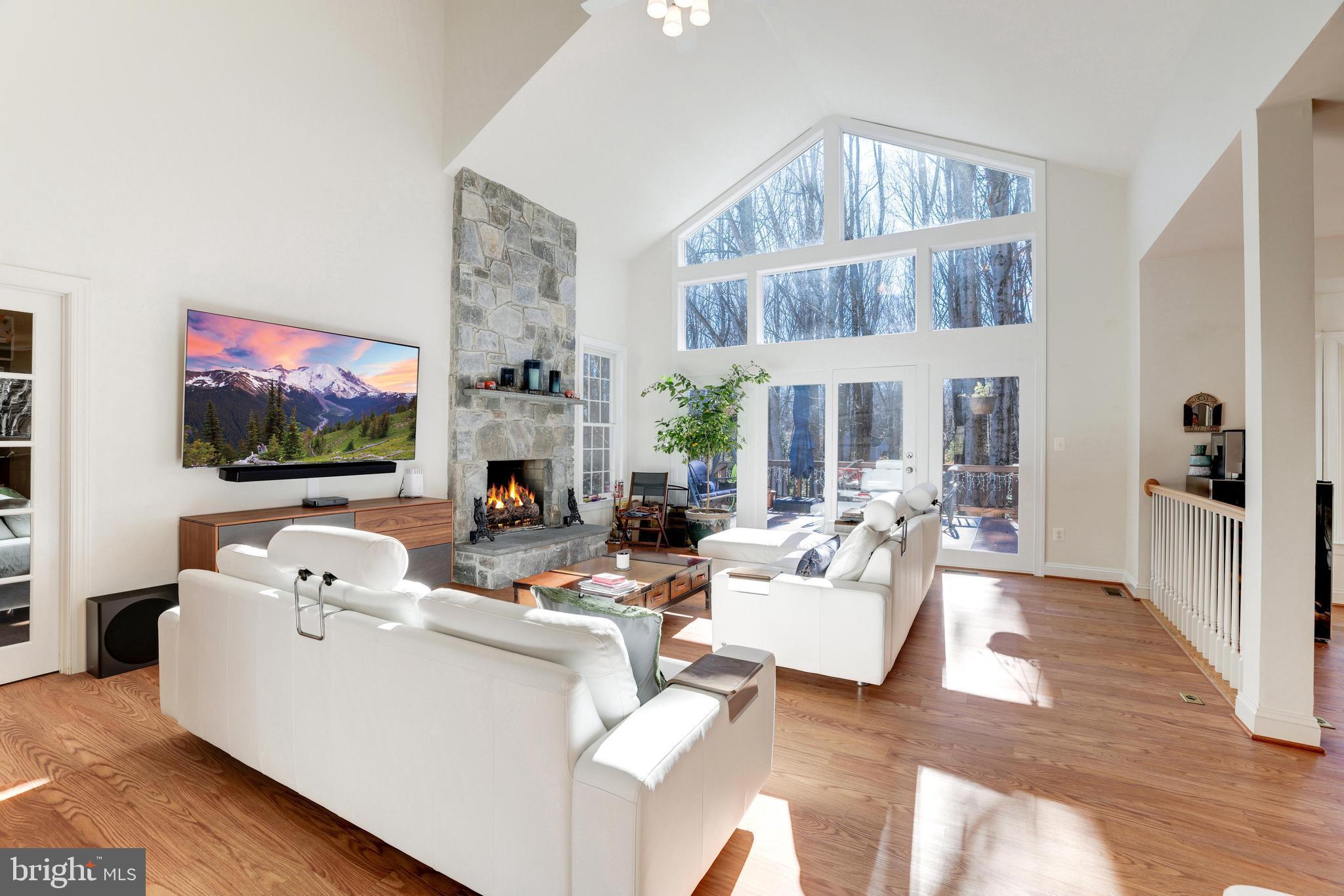 4810 BRADDOCK KNOLL WAY