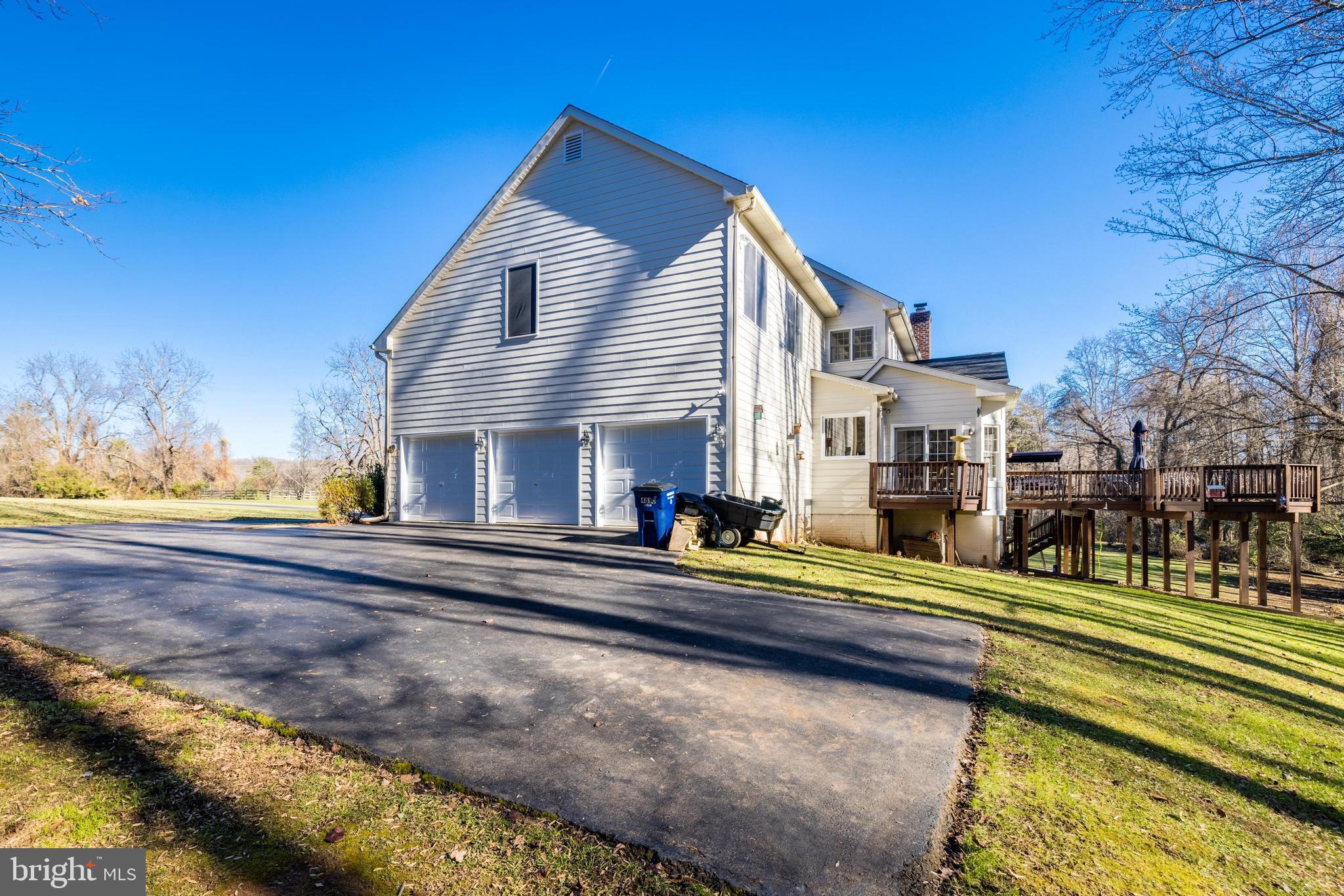 4810 BRADDOCK KNOLL WAY