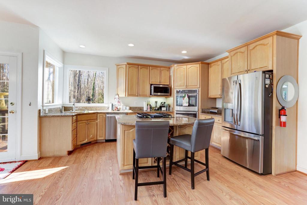 4810 BRADDOCK KNOLL WAY