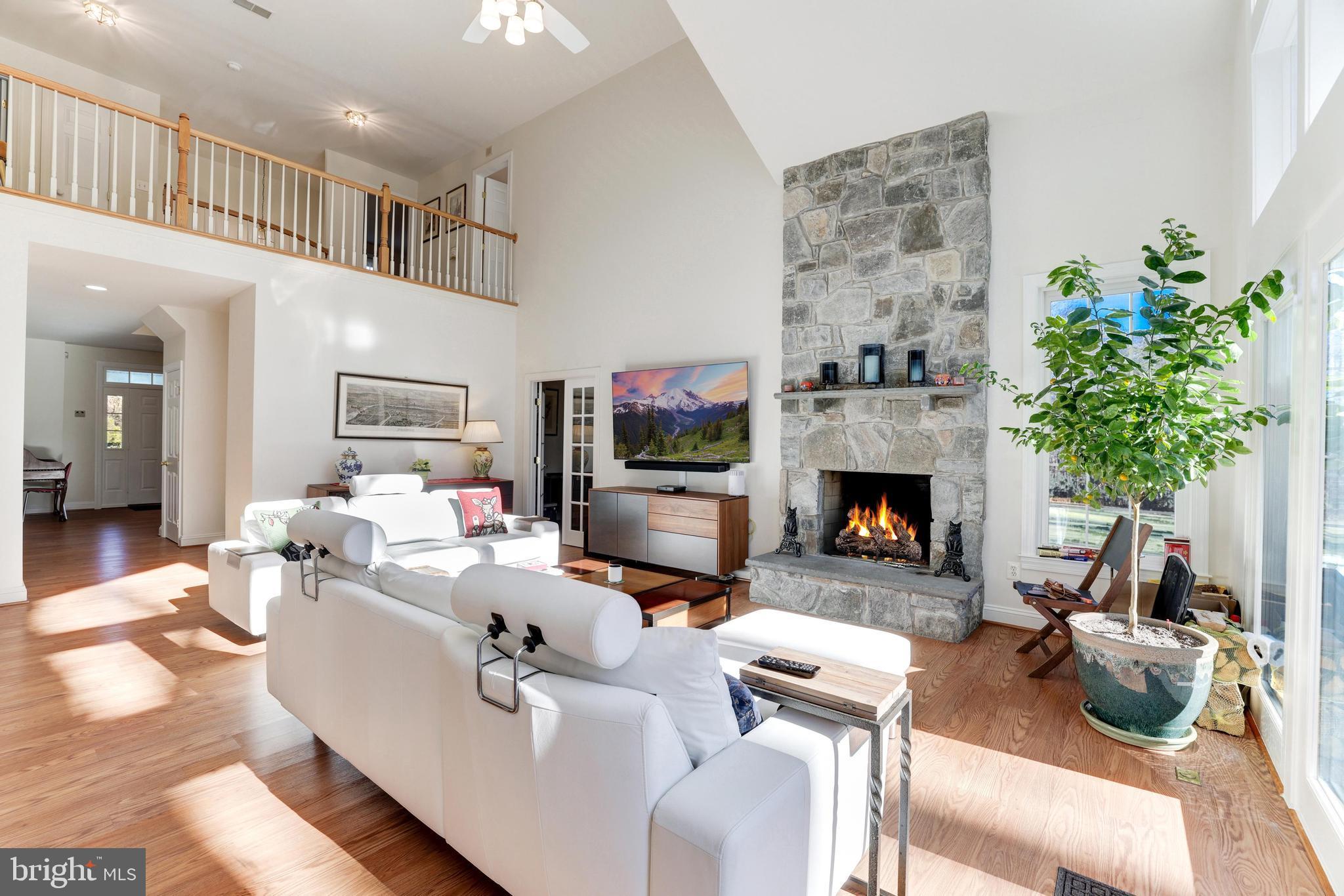 4810 BRADDOCK KNOLL WAY
