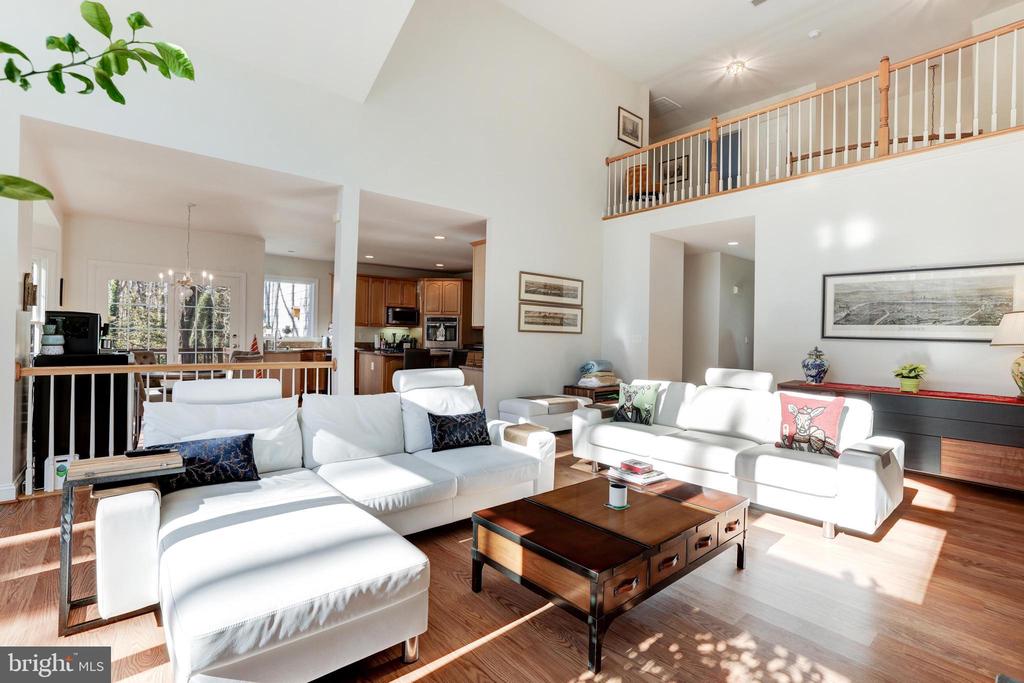 4810 BRADDOCK KNOLL WAY