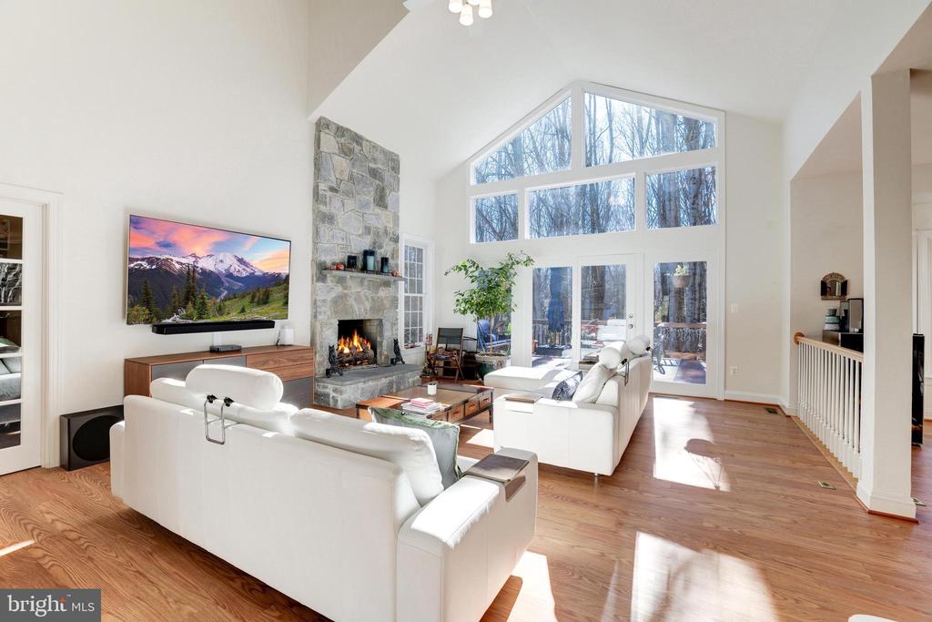 4810 BRADDOCK KNOLL WAY