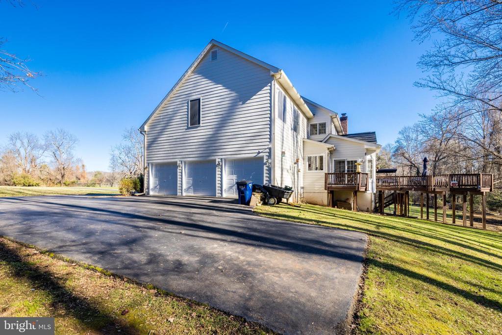 4810 BRADDOCK KNOLL WAY