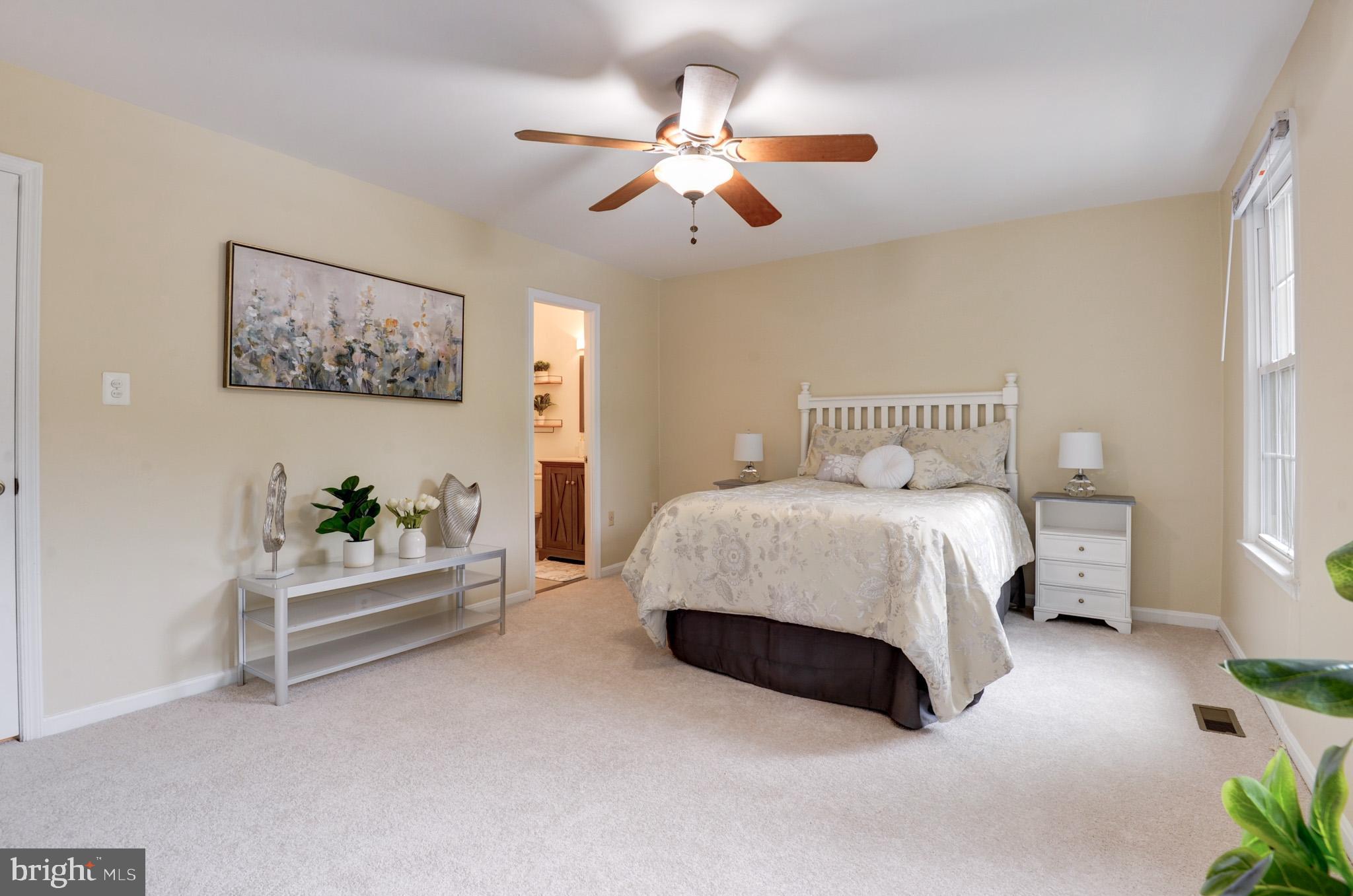 10490 Malone Ct