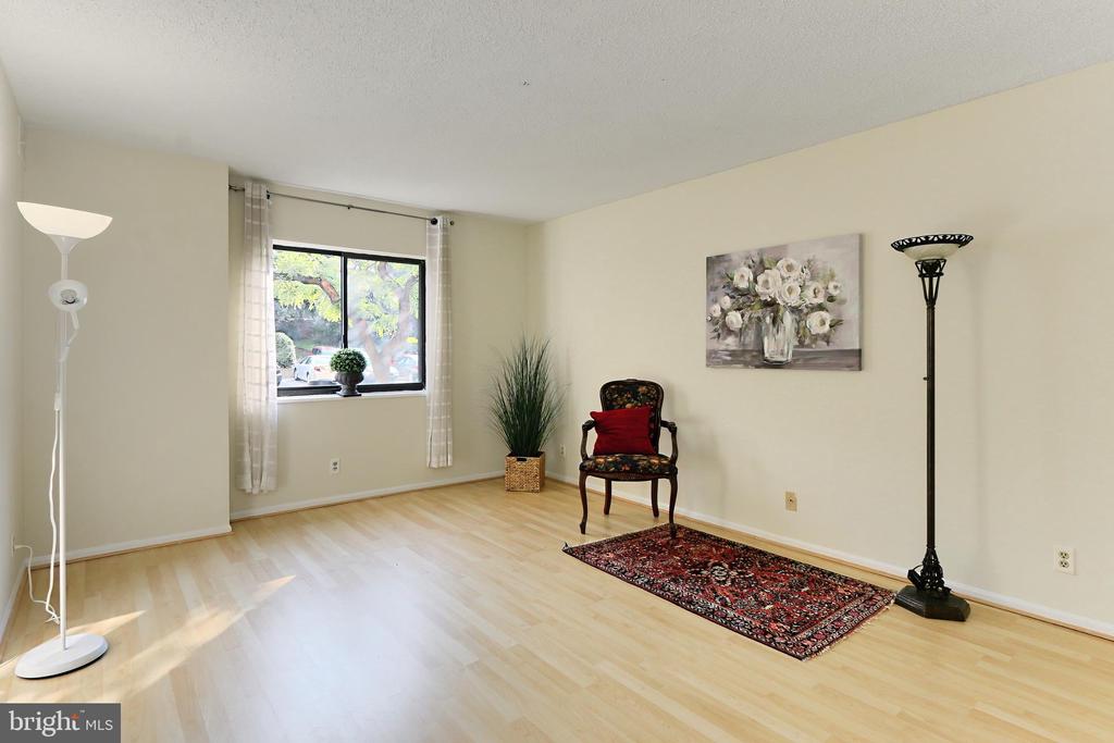 5903 Mount Eagle Dr #111