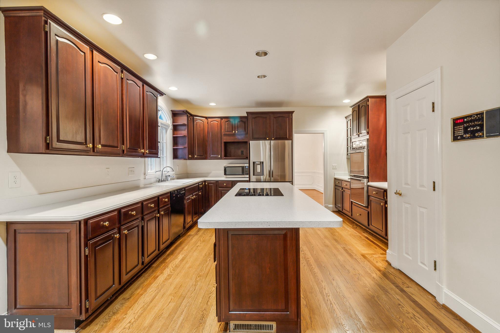 2527 HUNTER MILL RD