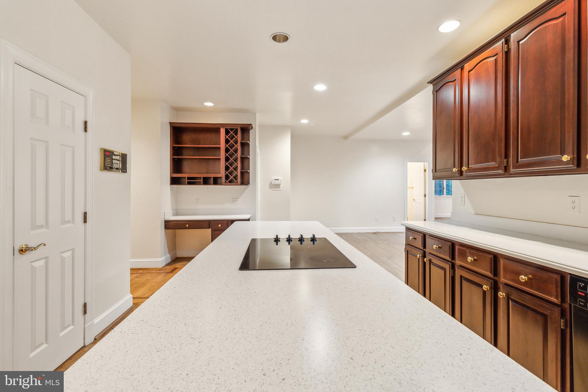 2527 HUNTER MILL RD