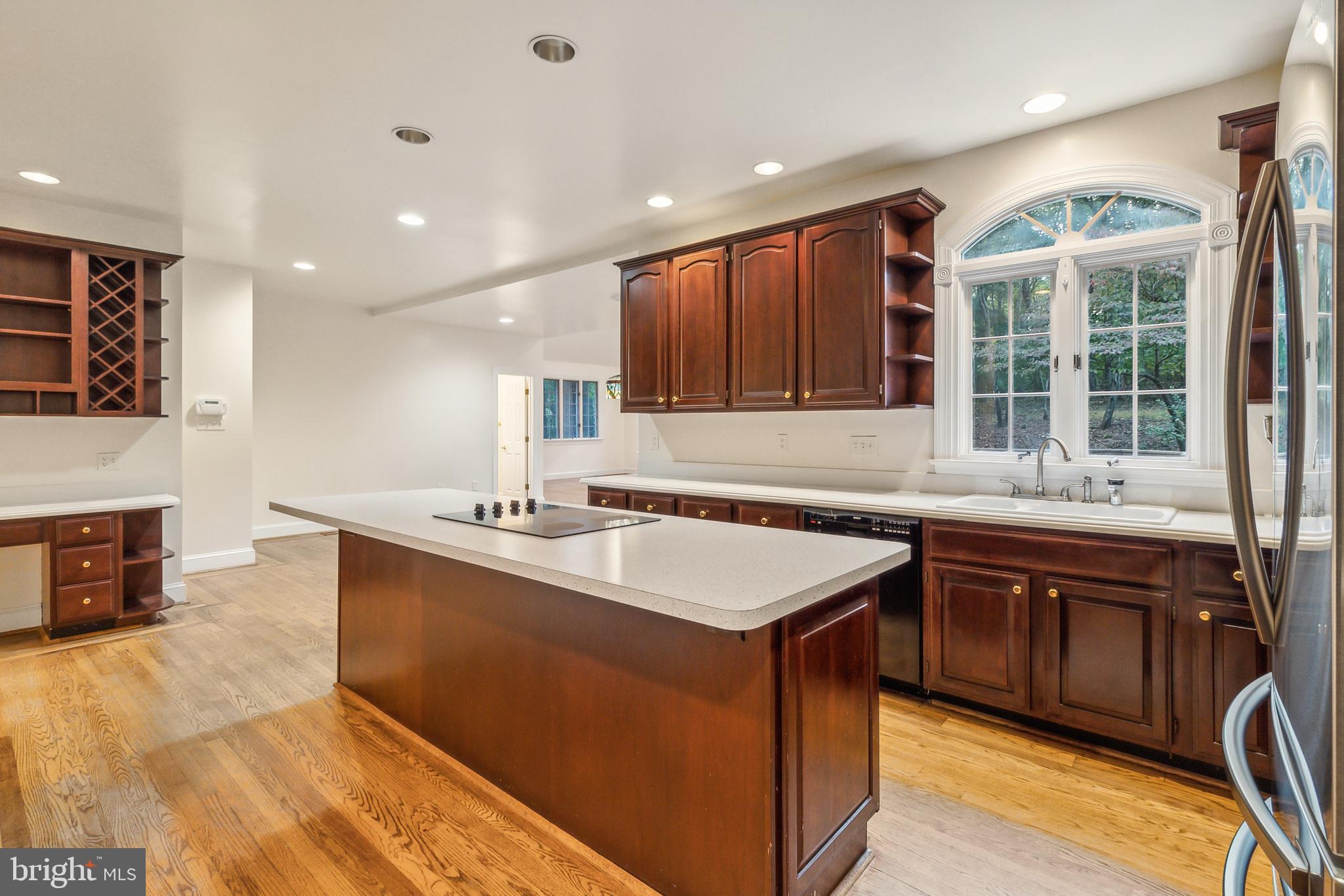 2527 HUNTER MILL RD