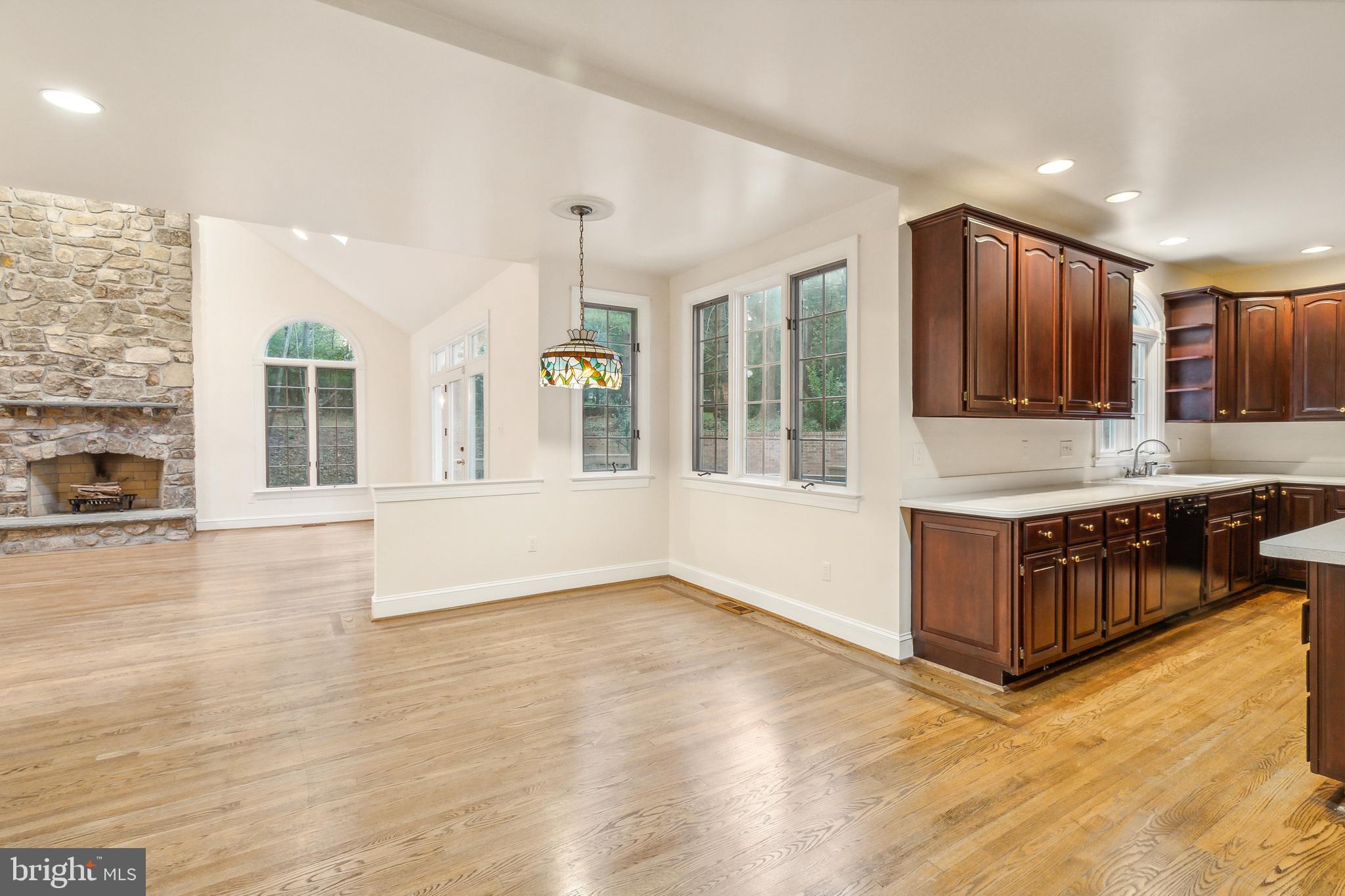 2527 HUNTER MILL RD