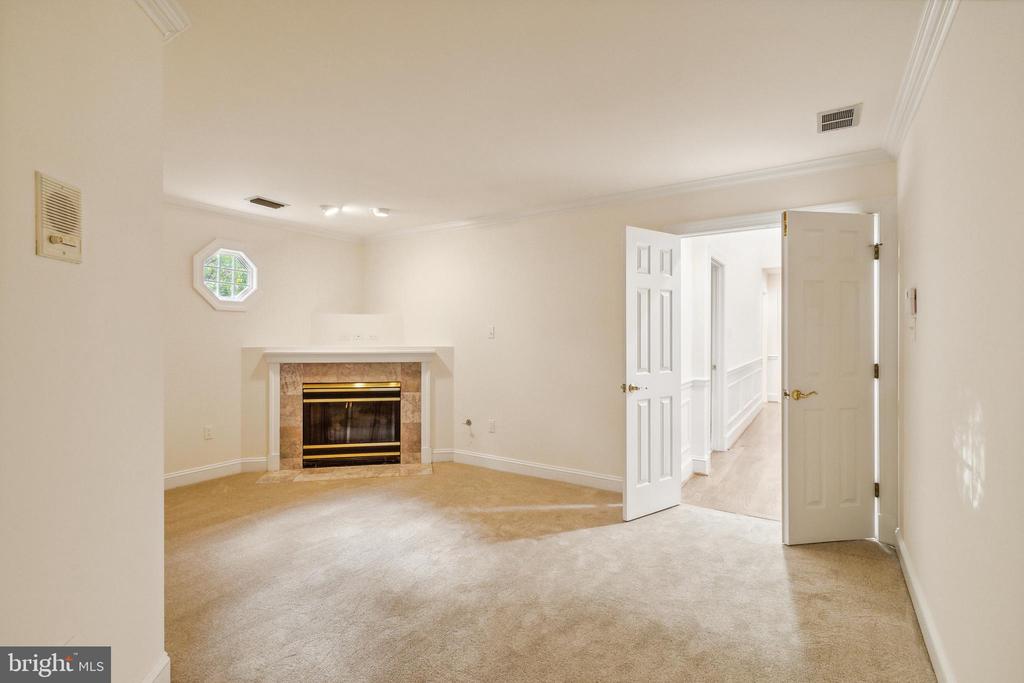 2527 HUNTER MILL RD