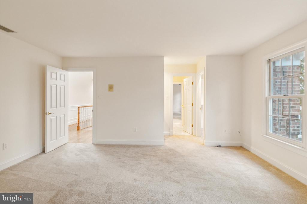 2527 HUNTER MILL RD