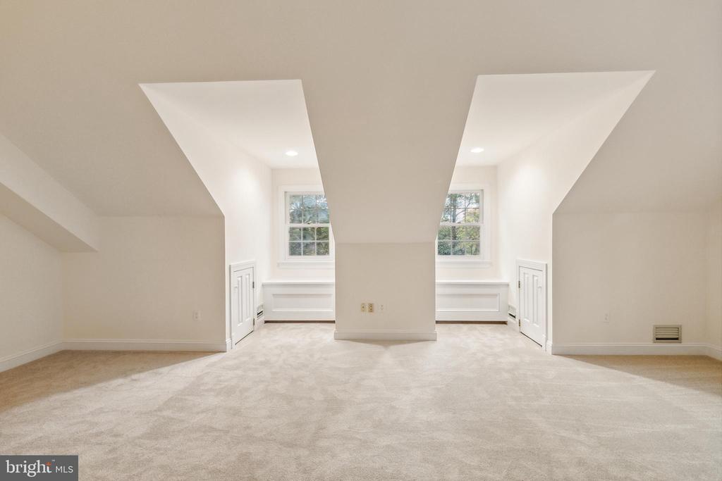 2527 HUNTER MILL RD