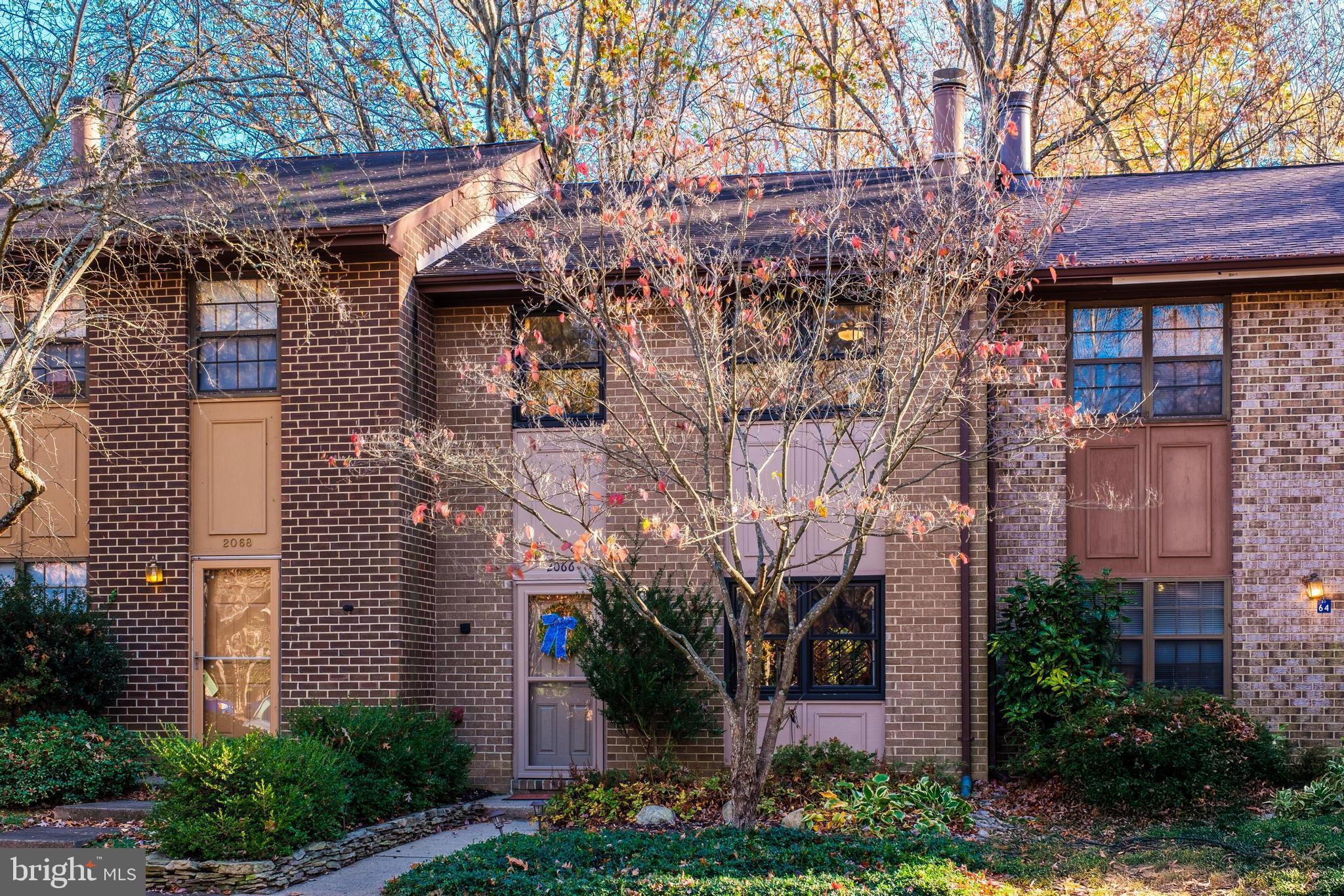 2066 Headlands Cir