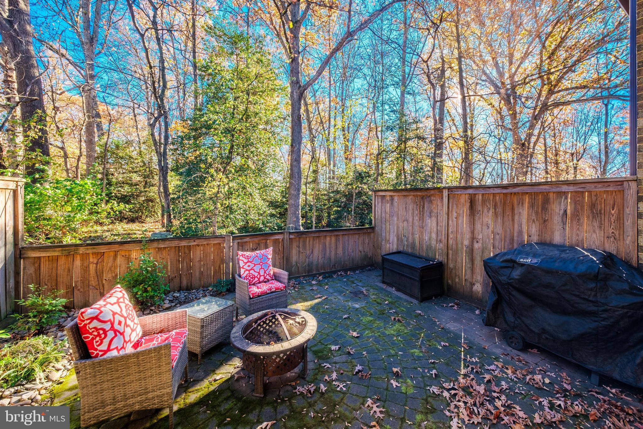 2066 Headlands Cir