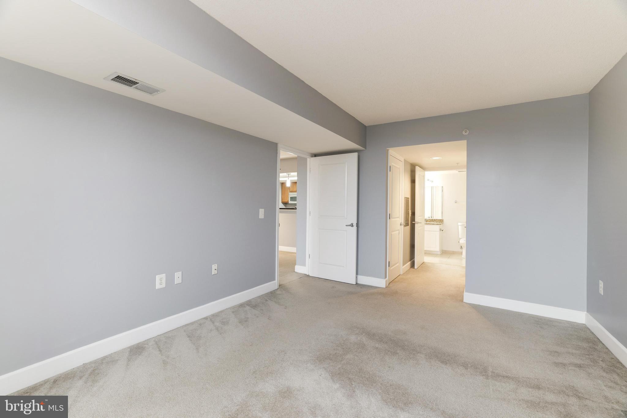 11800 Sunset Hills Rd #203