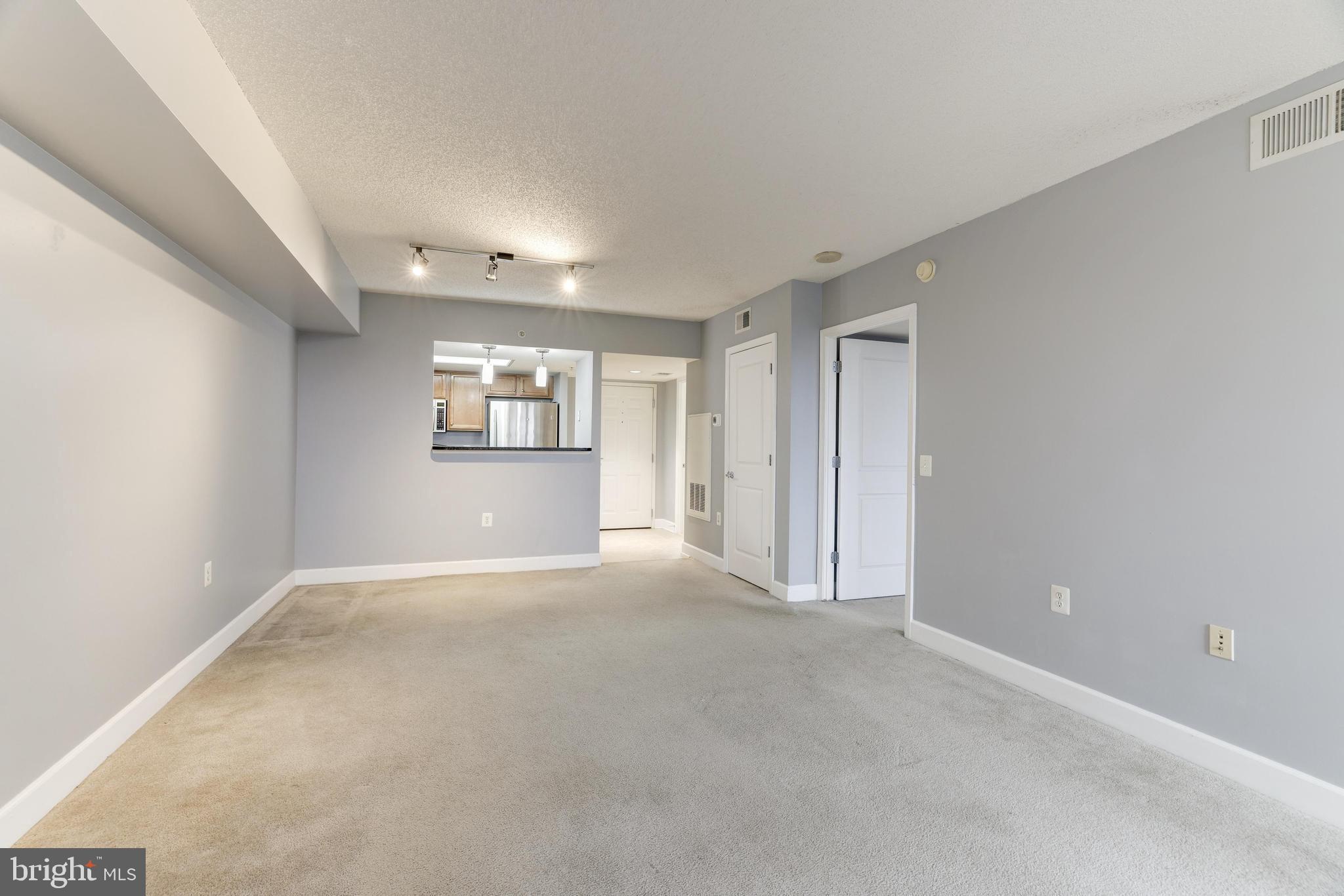 11800 Sunset Hills Rd #203