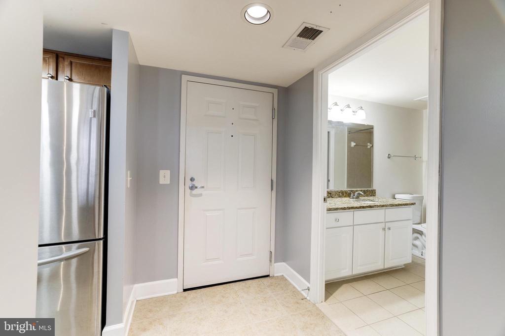 11800 Sunset Hills Rd #203