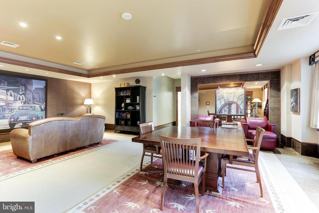 11800 Sunset Hills Rd #203