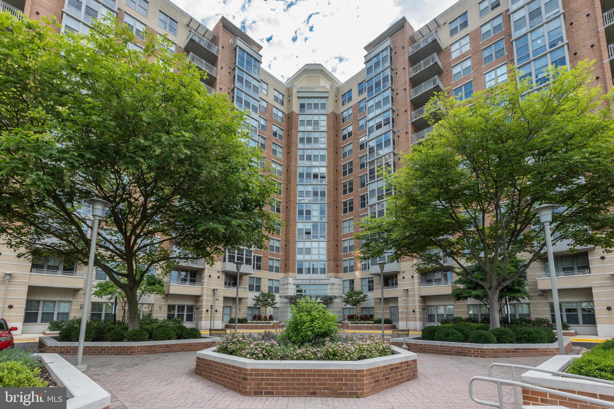 11800 Sunset Hills Rd #203
