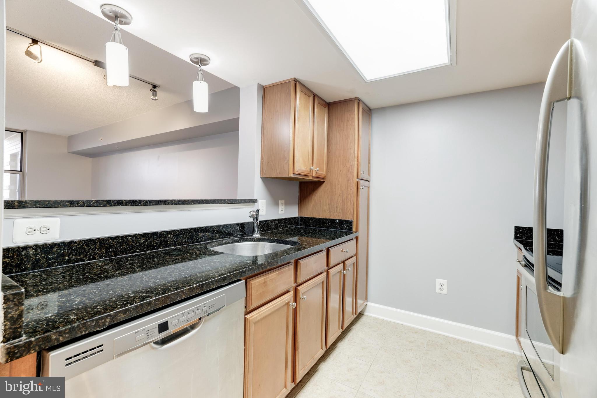 11800 Sunset Hills Rd #203
