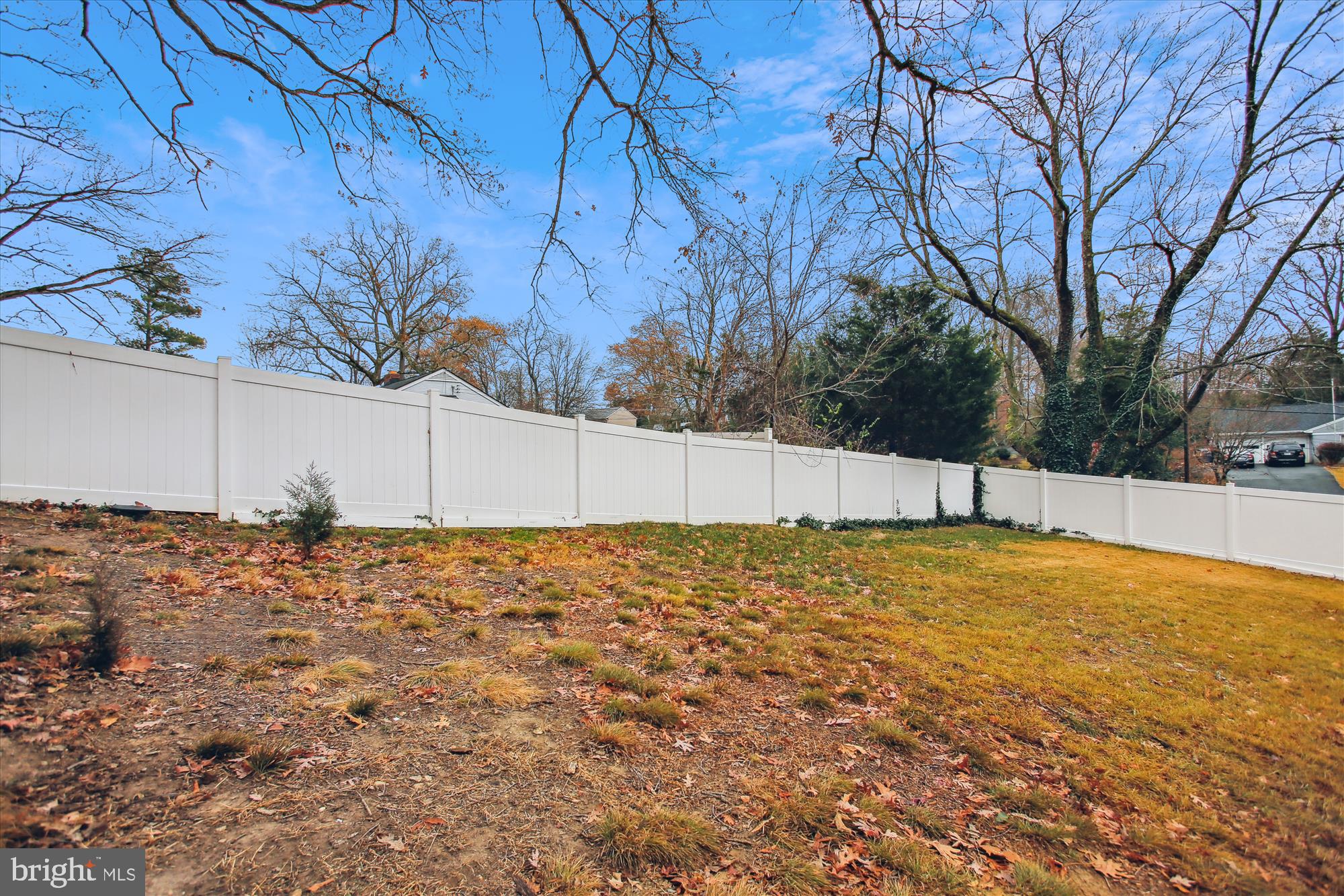 1228 MORNINGSIDE LANE