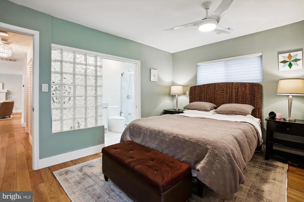 1228 MORNINGSIDE LANE