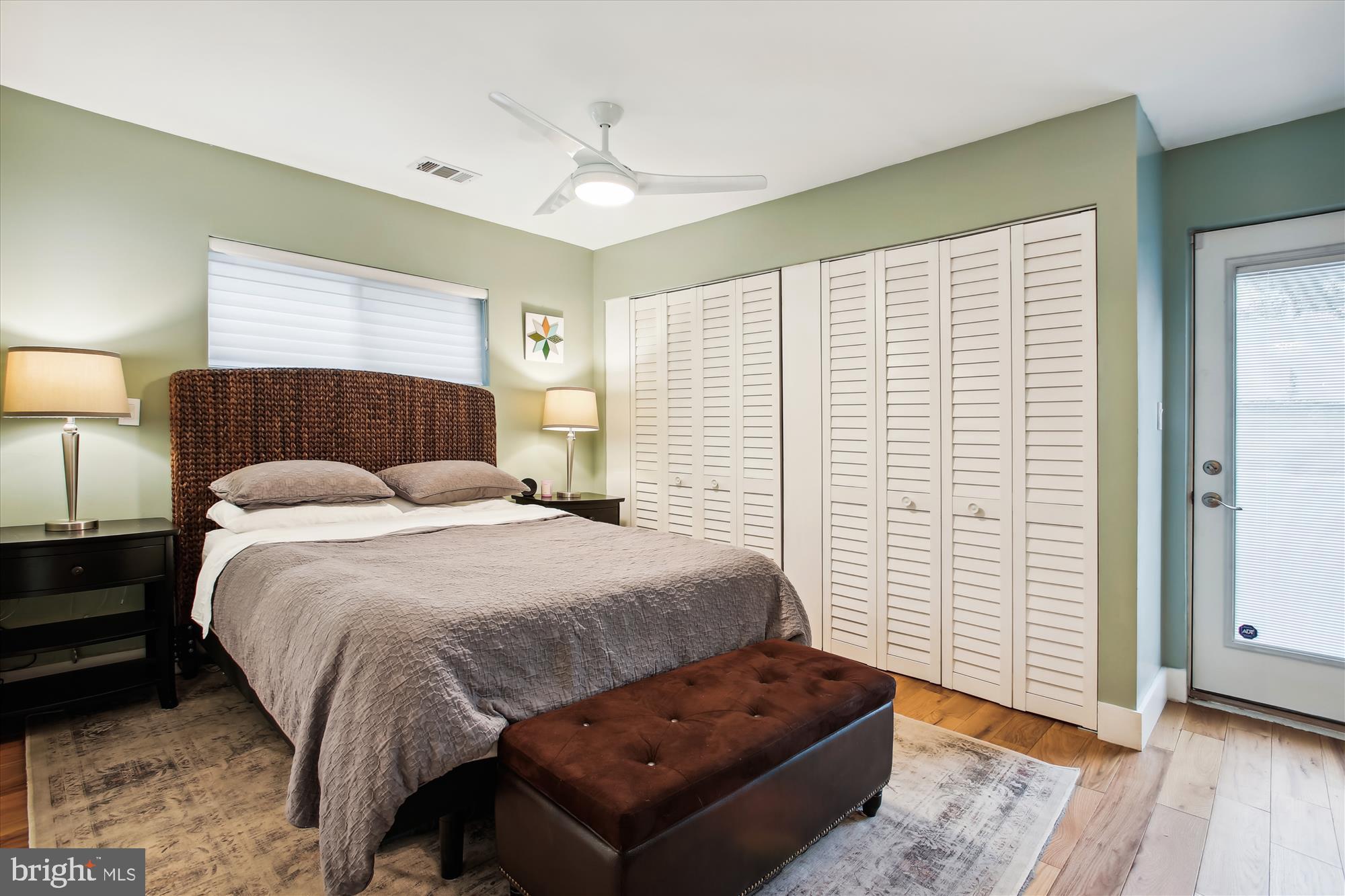 1228 MORNINGSIDE LANE