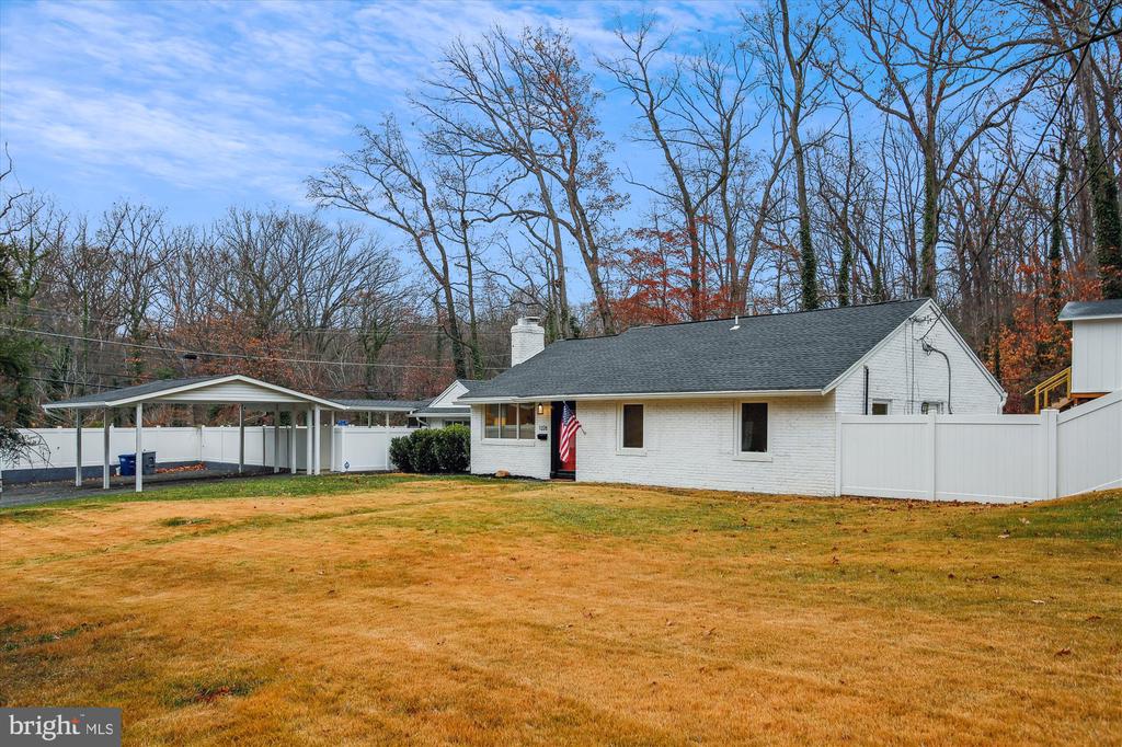 1228 MORNINGSIDE LANE