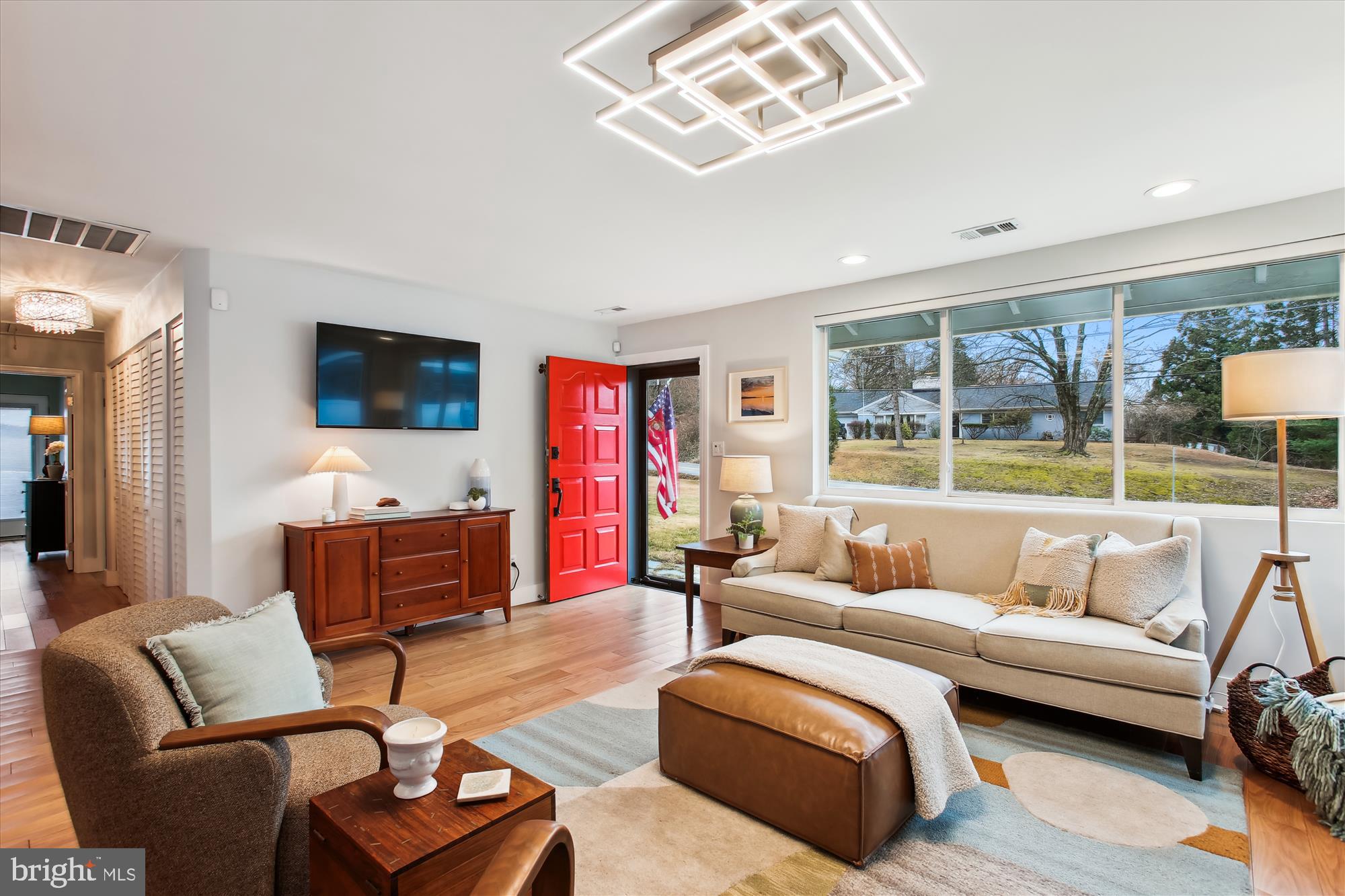 1228 MORNINGSIDE LANE