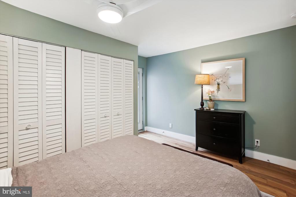 1228 MORNINGSIDE LANE