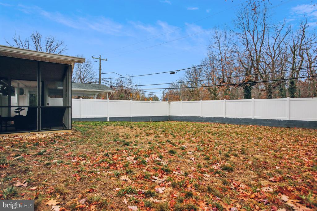 1228 MORNINGSIDE LANE