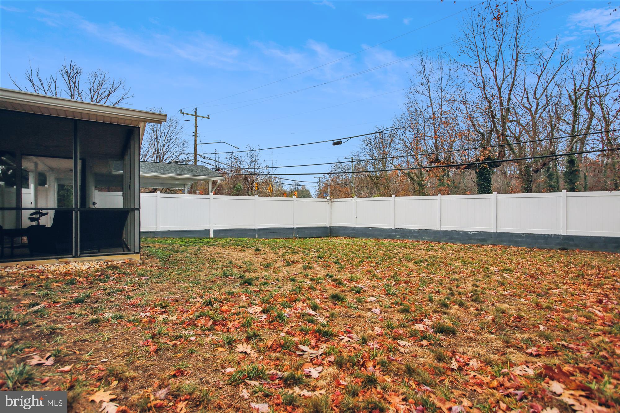 1228 MORNINGSIDE LANE