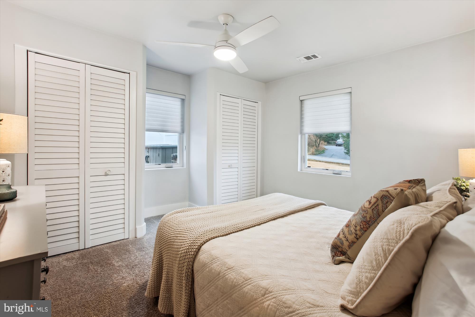 1228 MORNINGSIDE LANE