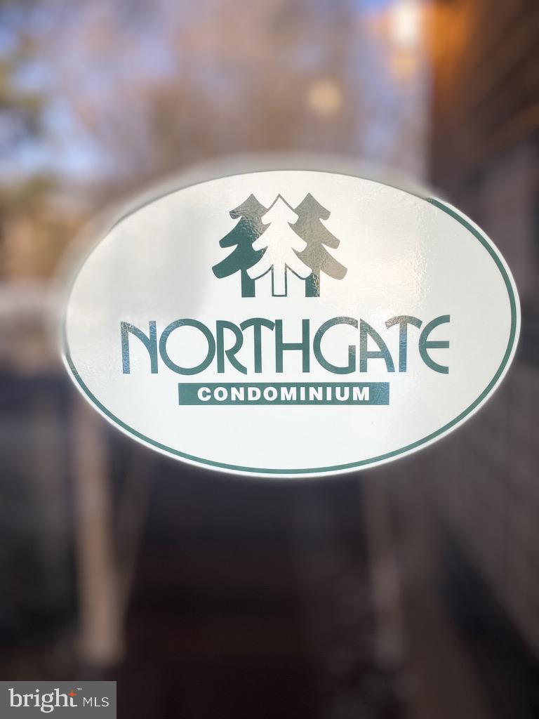 1430 NORTHGATE SQ #12B