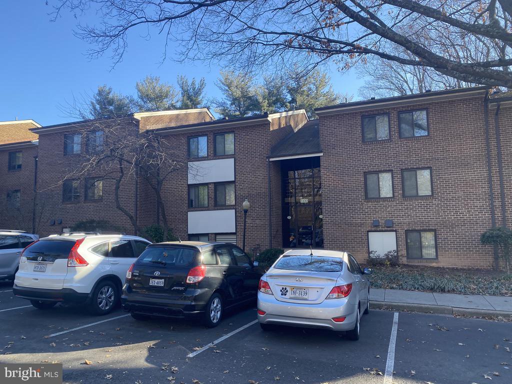 1430 NORTHGATE SQ #12B