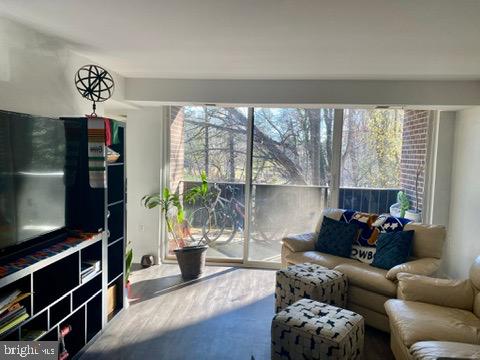 1430 NORTHGATE SQ #12B