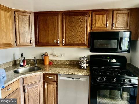 1430 NORTHGATE SQ #12B