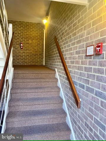 1430 NORTHGATE SQ #12B