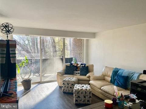1430 NORTHGATE SQ #12B