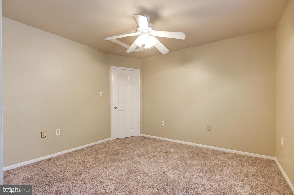 12800 TURBERVILLE LANE