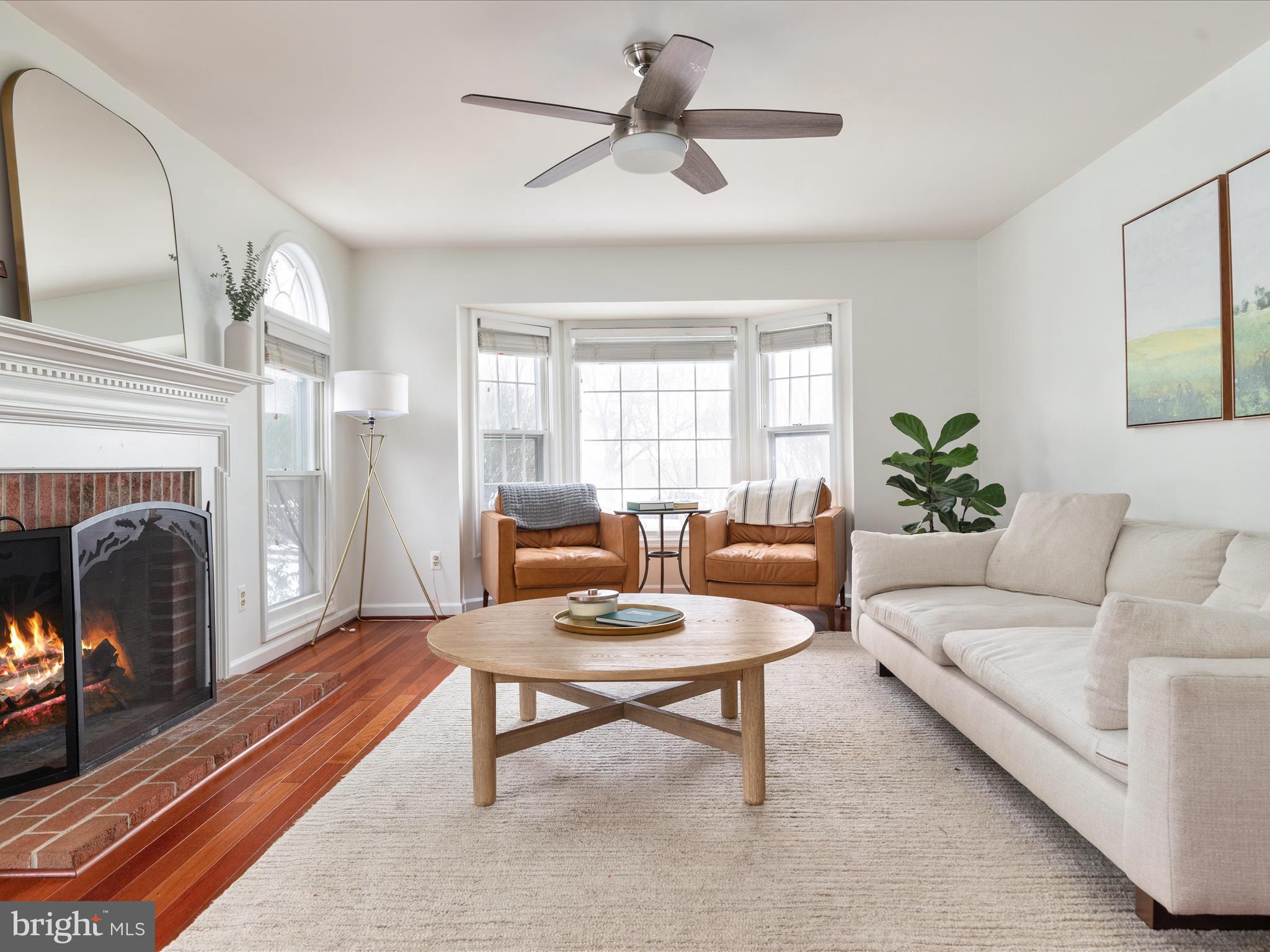 14800 Hunting Path Pl