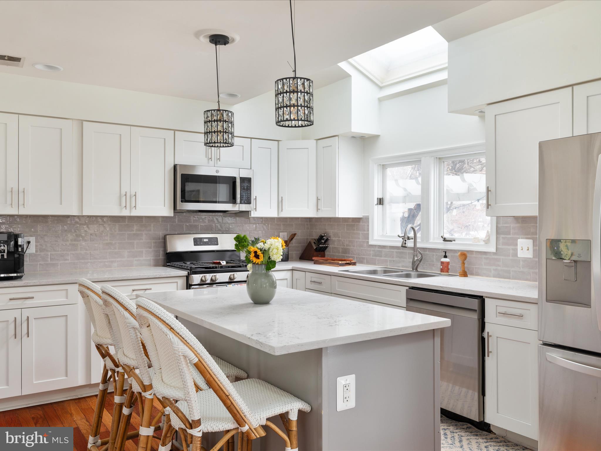 14800 Hunting Path Pl