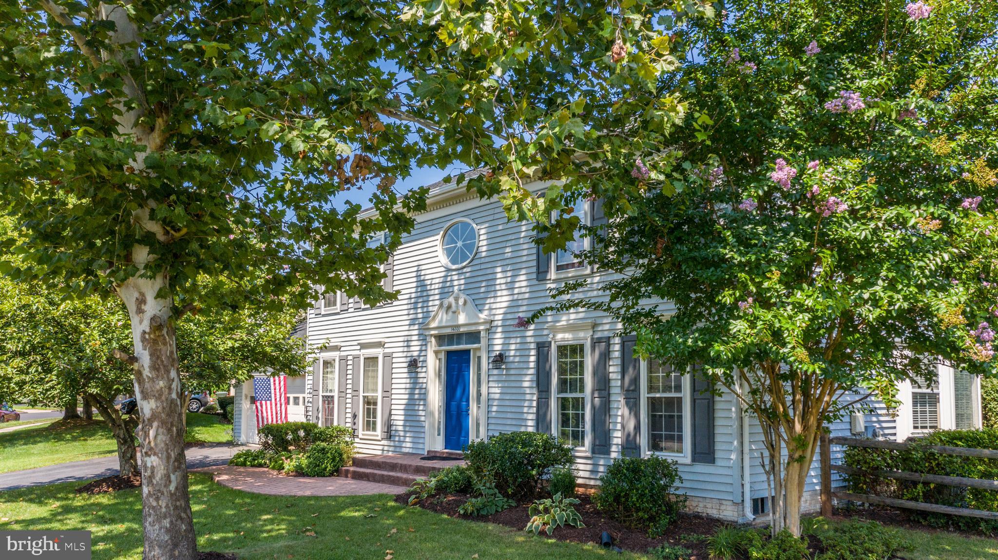 14800 Hunting Path Pl