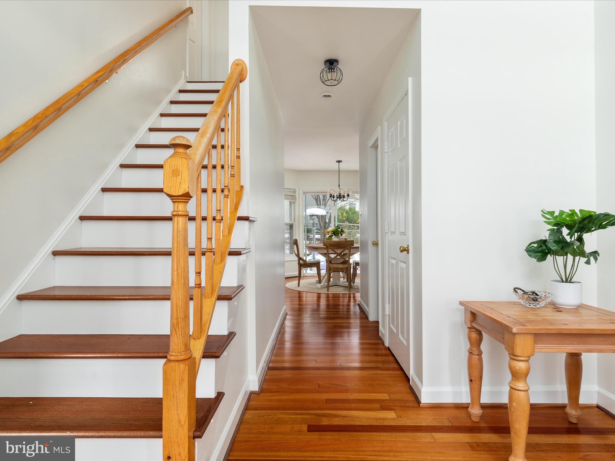 14800 Hunting Path Pl
